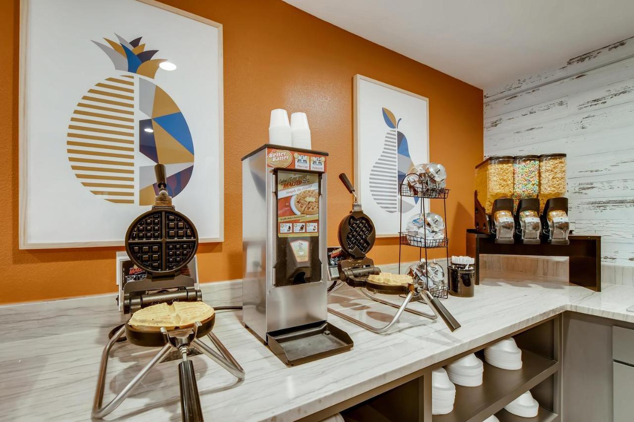 Orangewood Inn And Suites Midtown Austin Extérieur photo