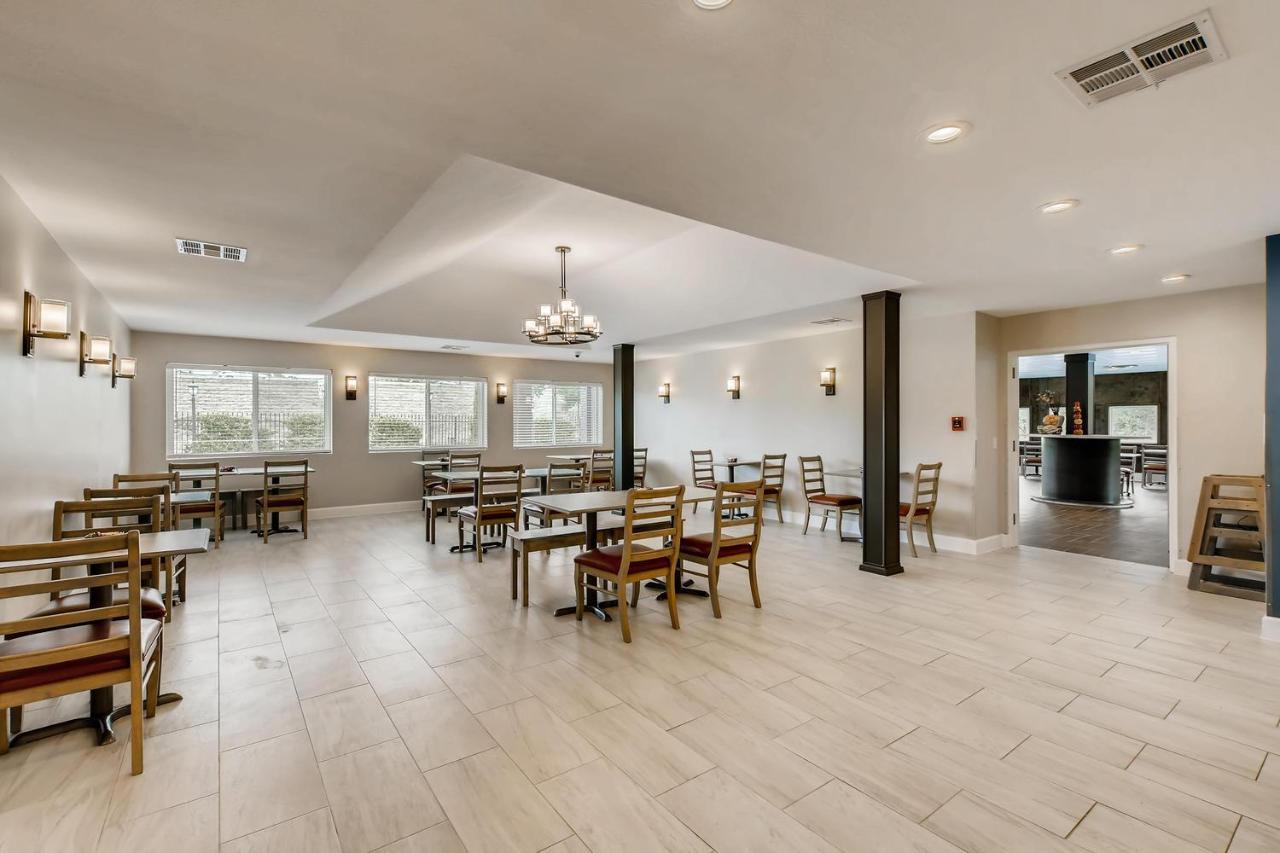 Orangewood Inn And Suites Midtown Austin Extérieur photo