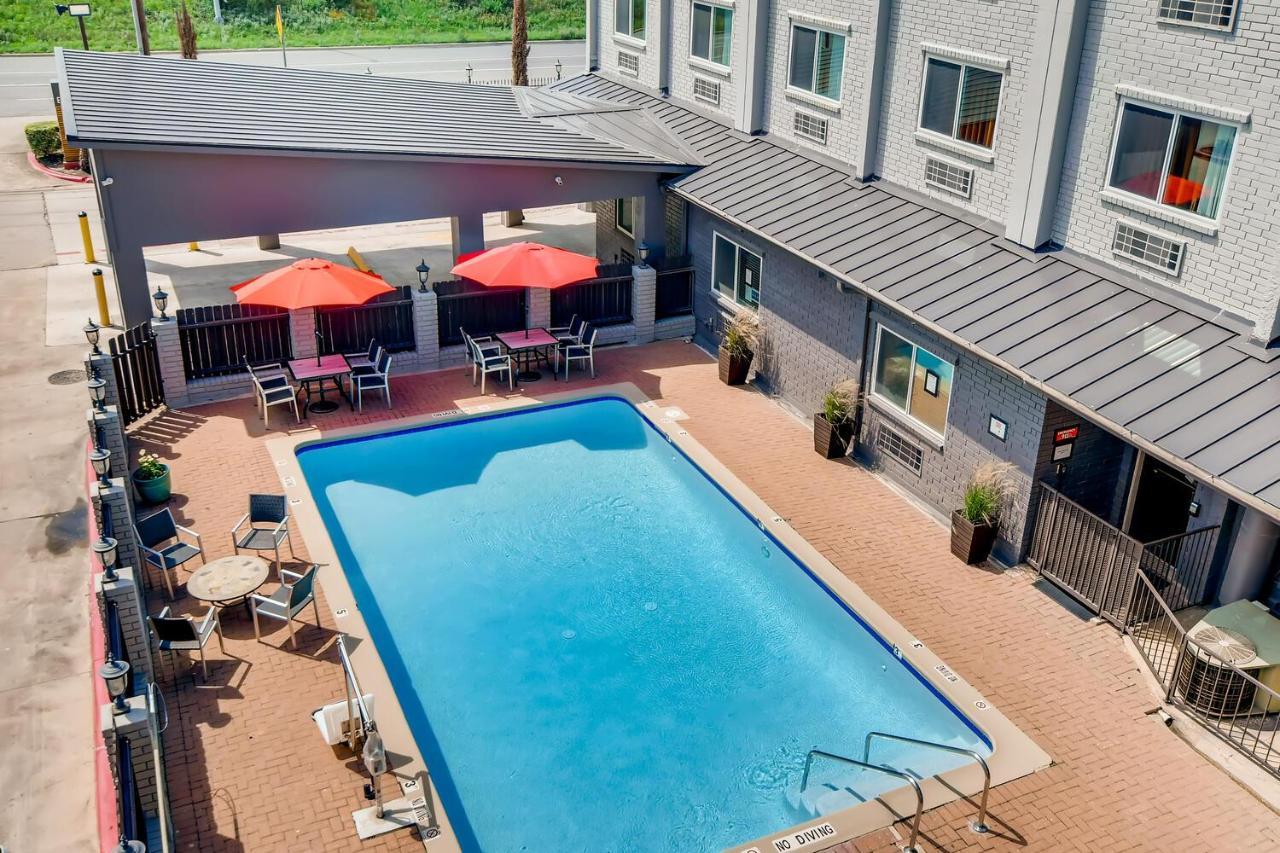 Orangewood Inn And Suites Midtown Austin Extérieur photo